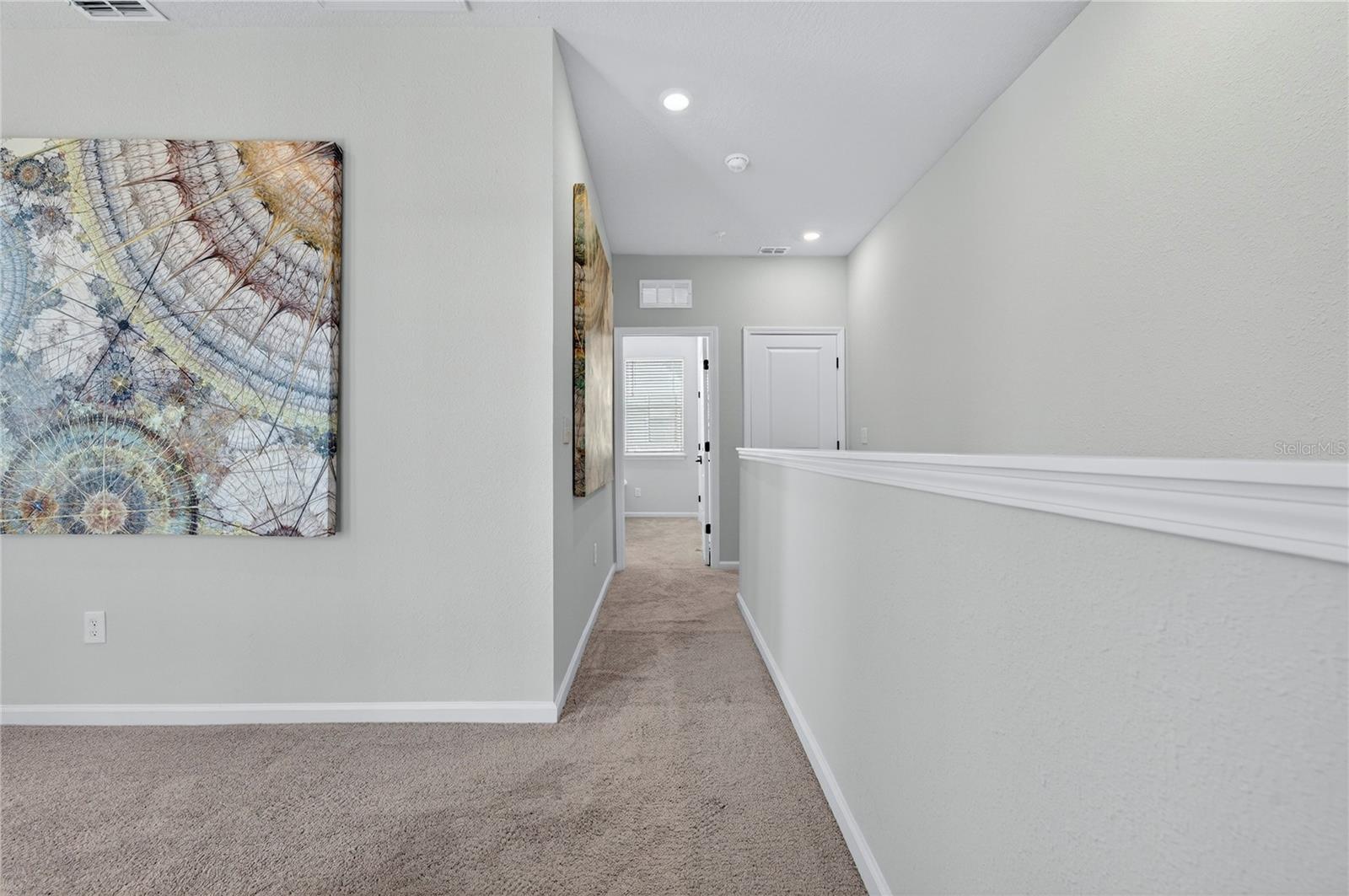 Listing photo id 45 for 1096 Farwell Street