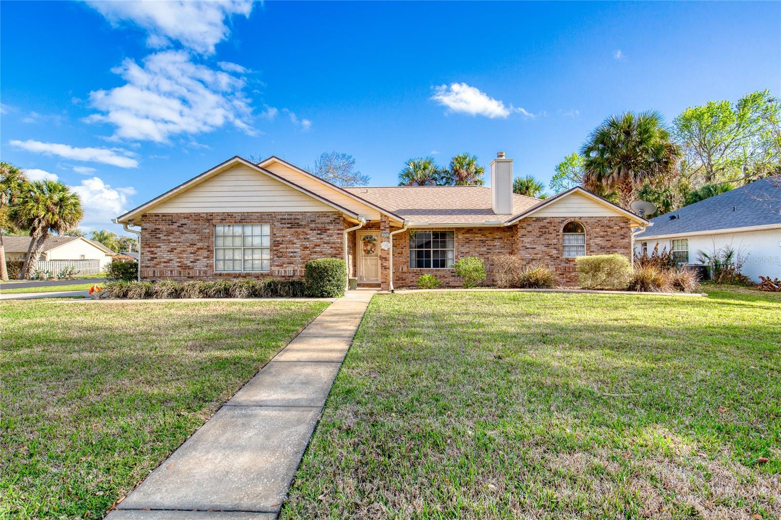 Image 2 of 59 For 550 Woodgrove Street