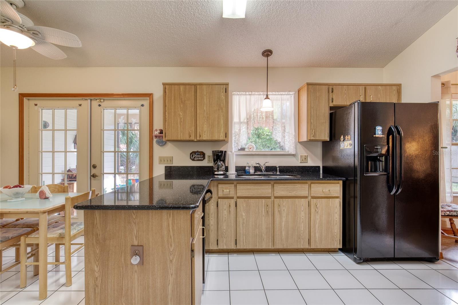 Image 20 of 59 For 550 Woodgrove Street