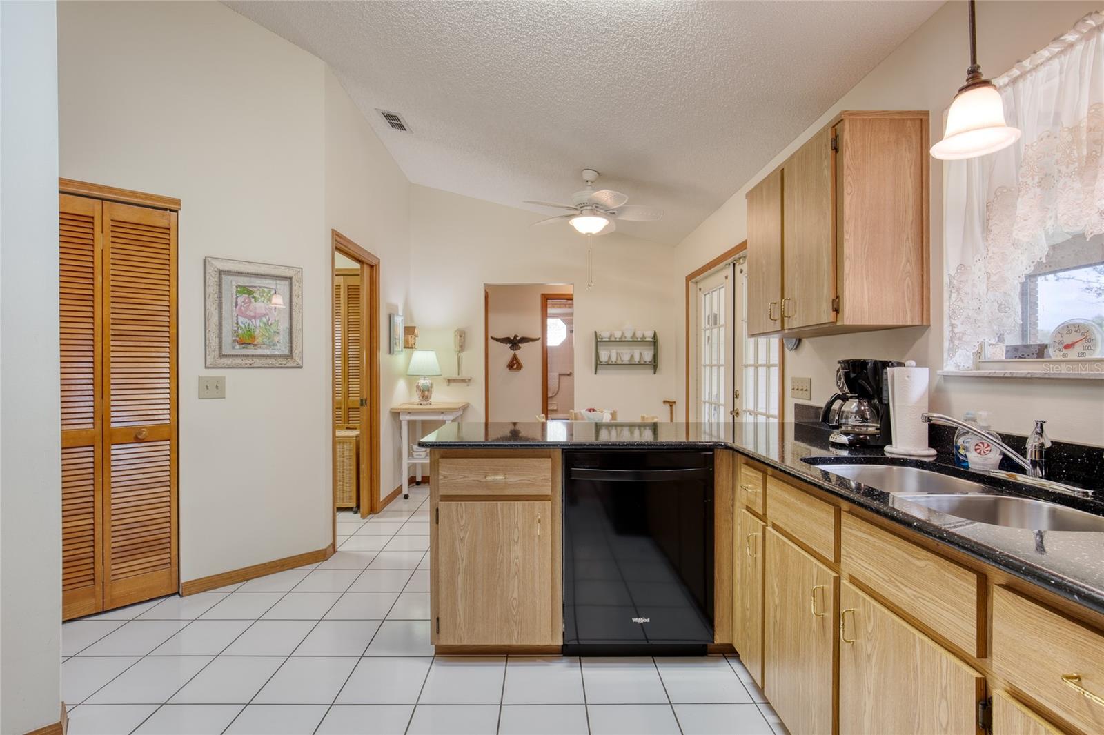 Image 22 of 59 For 550 Woodgrove Street