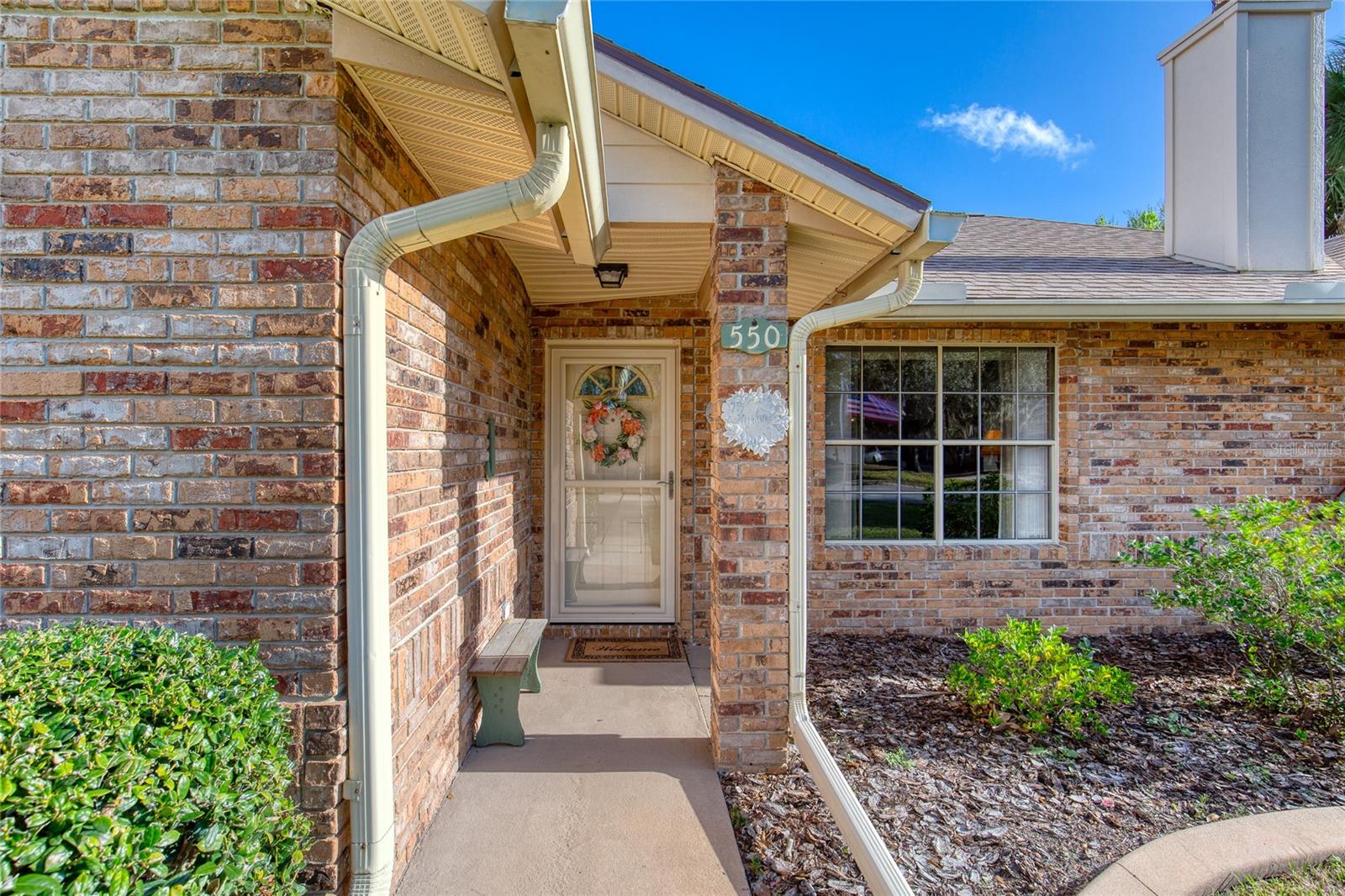 Image 5 of 59 For 550 Woodgrove Street