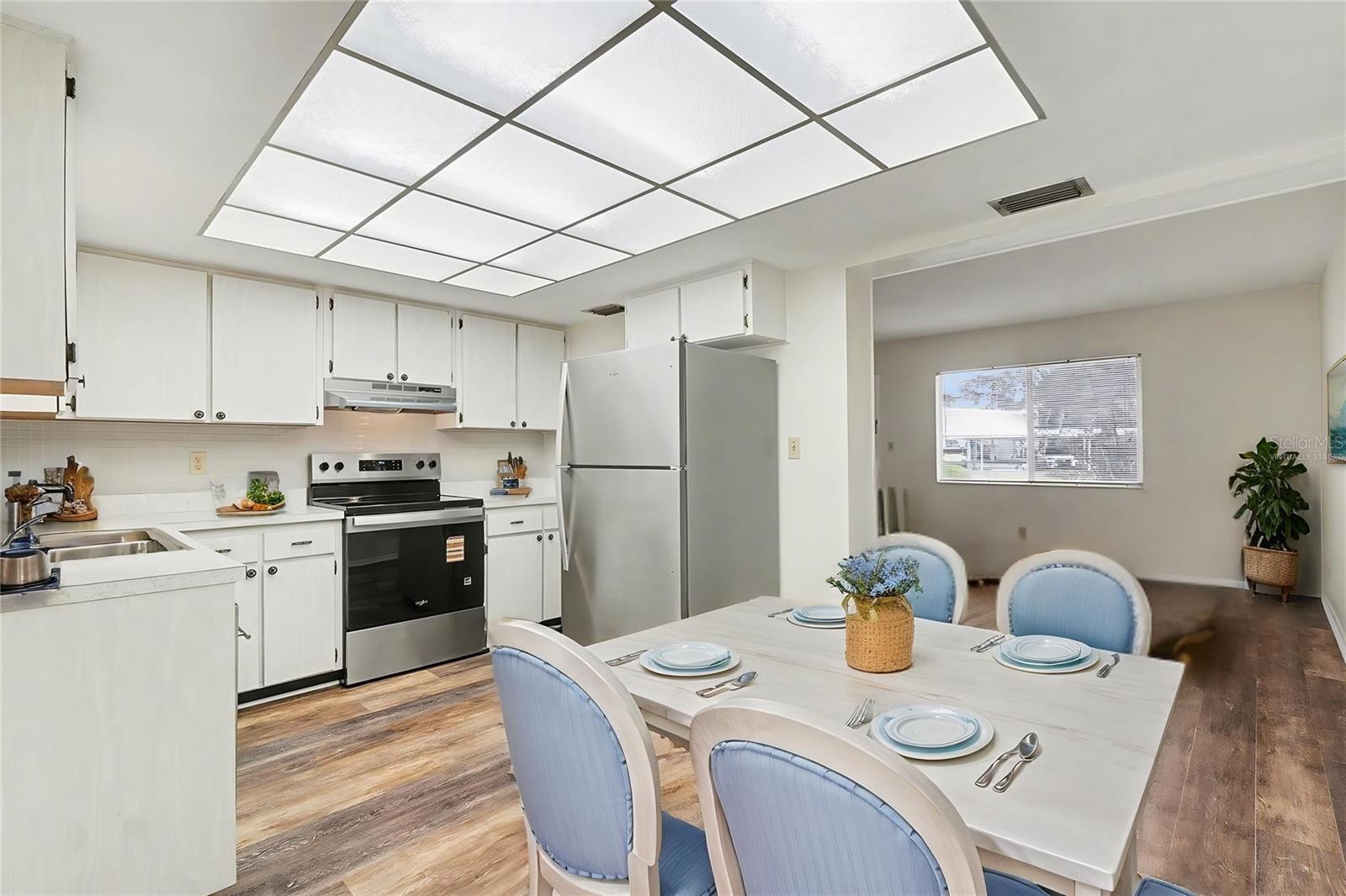 Image 8 of 34 For 349 Joel Boulevard 101