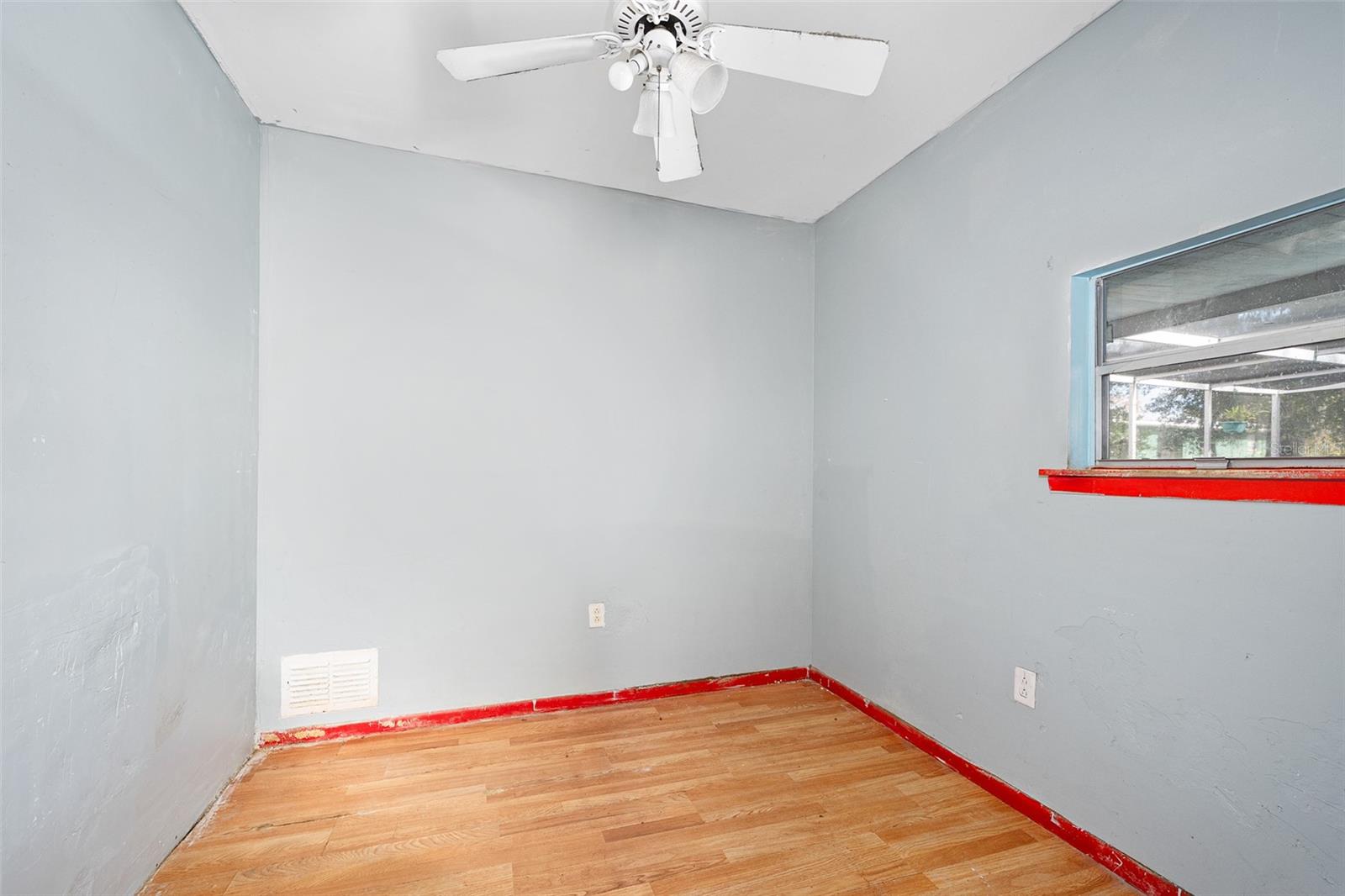 Image 47 of 49 For 228 Howry Avenue