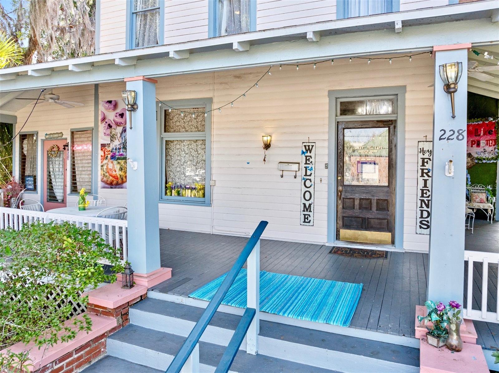 Image 8 of 49 For 228 Howry Avenue