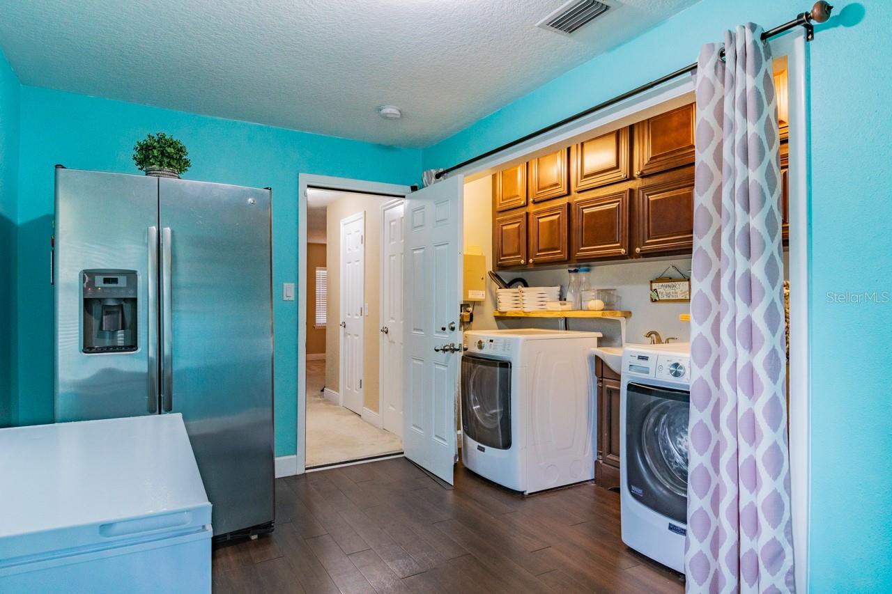 Image 48 of 83 For 3272 Majestic Oak Drive