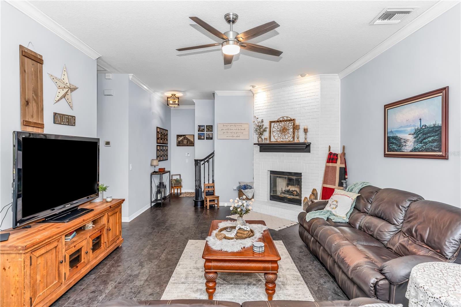 Image 10 of 51 For 257 Hazeltine Drive