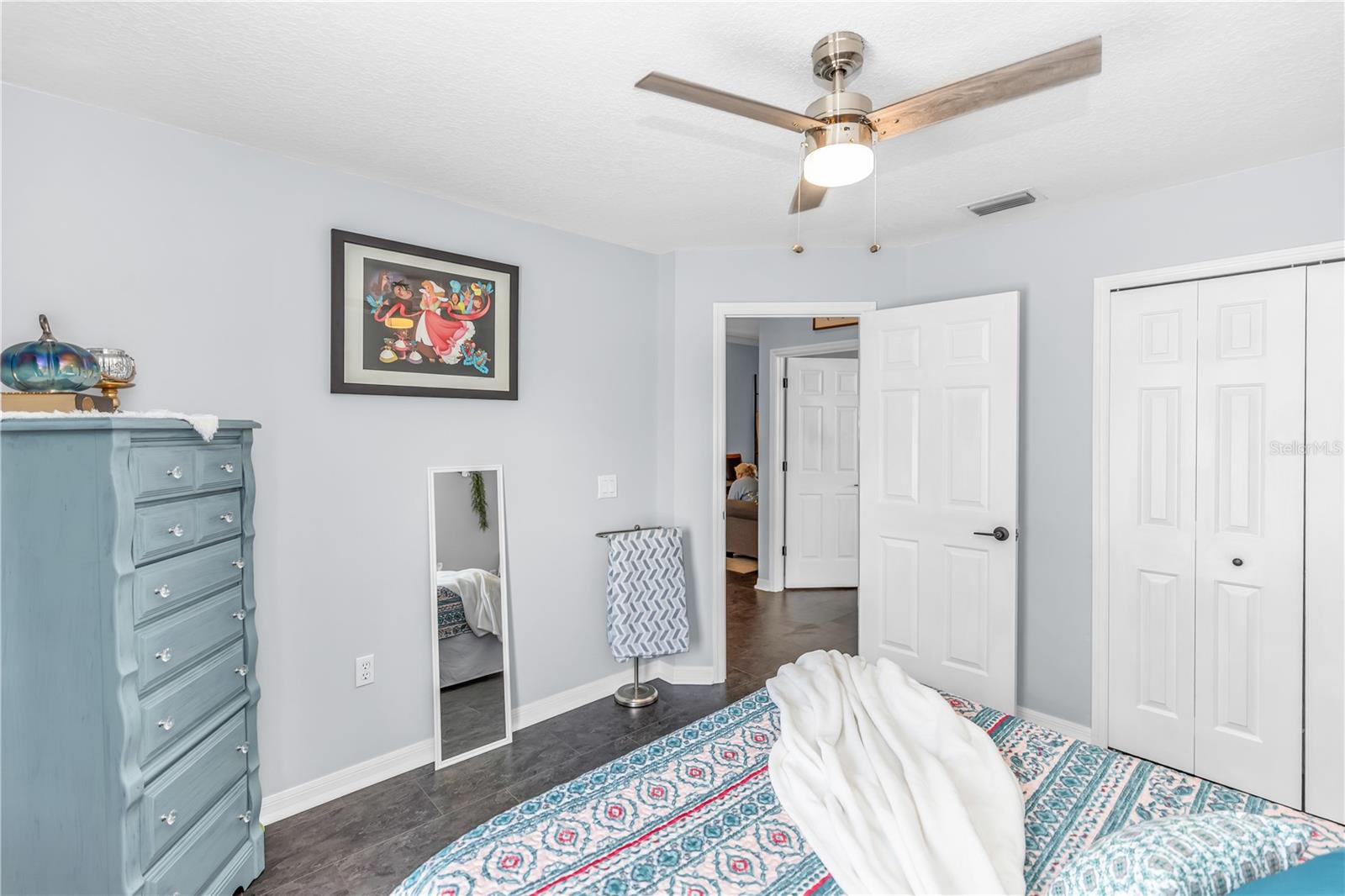 Image 24 of 51 For 257 Hazeltine Drive