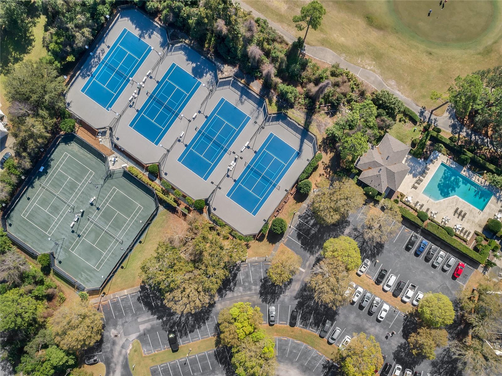 Image 44 of 51 For 257 Hazeltine Drive