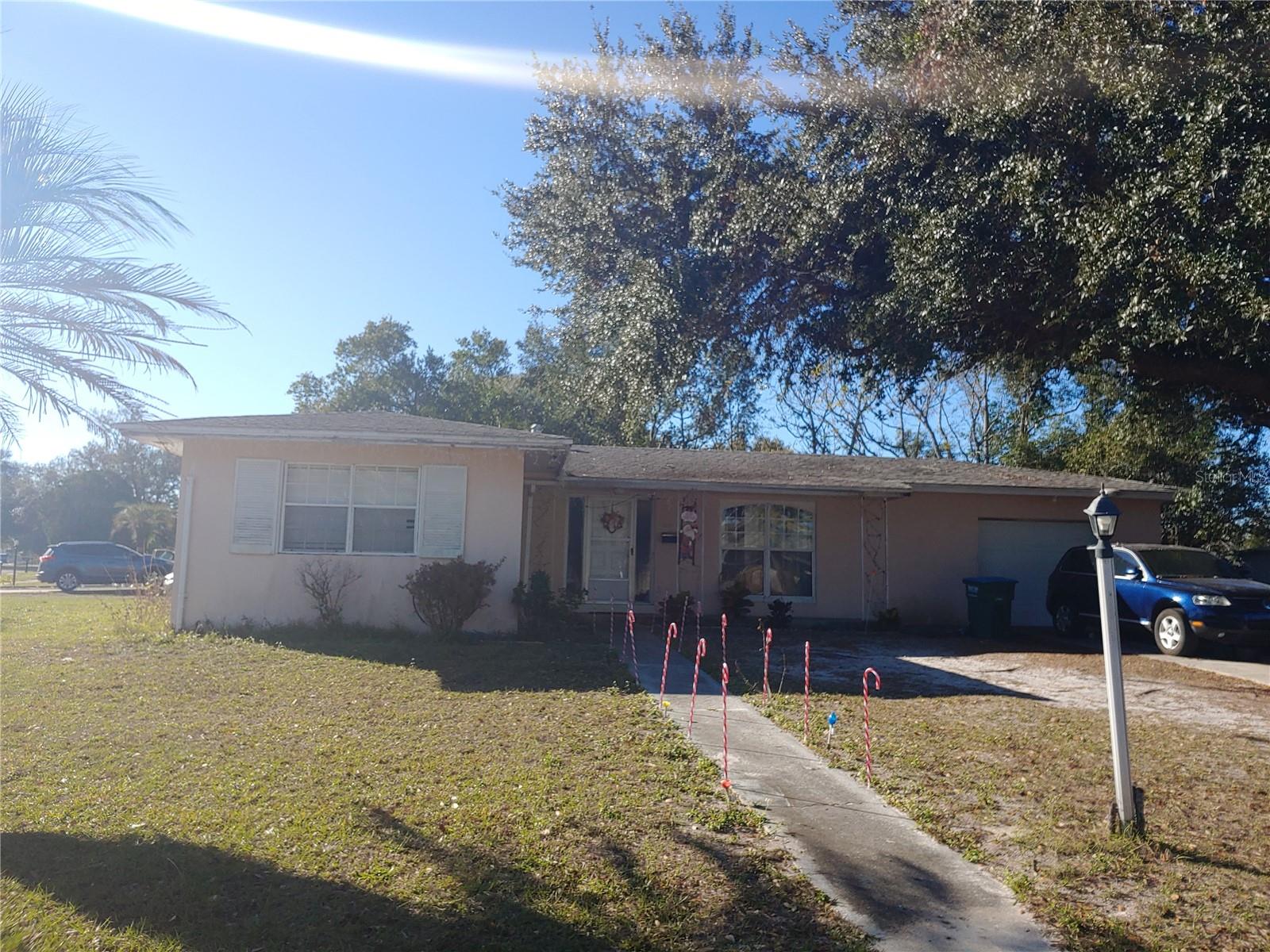 Listing Details for 1621 Page Drive, DELTONA, FL 32725