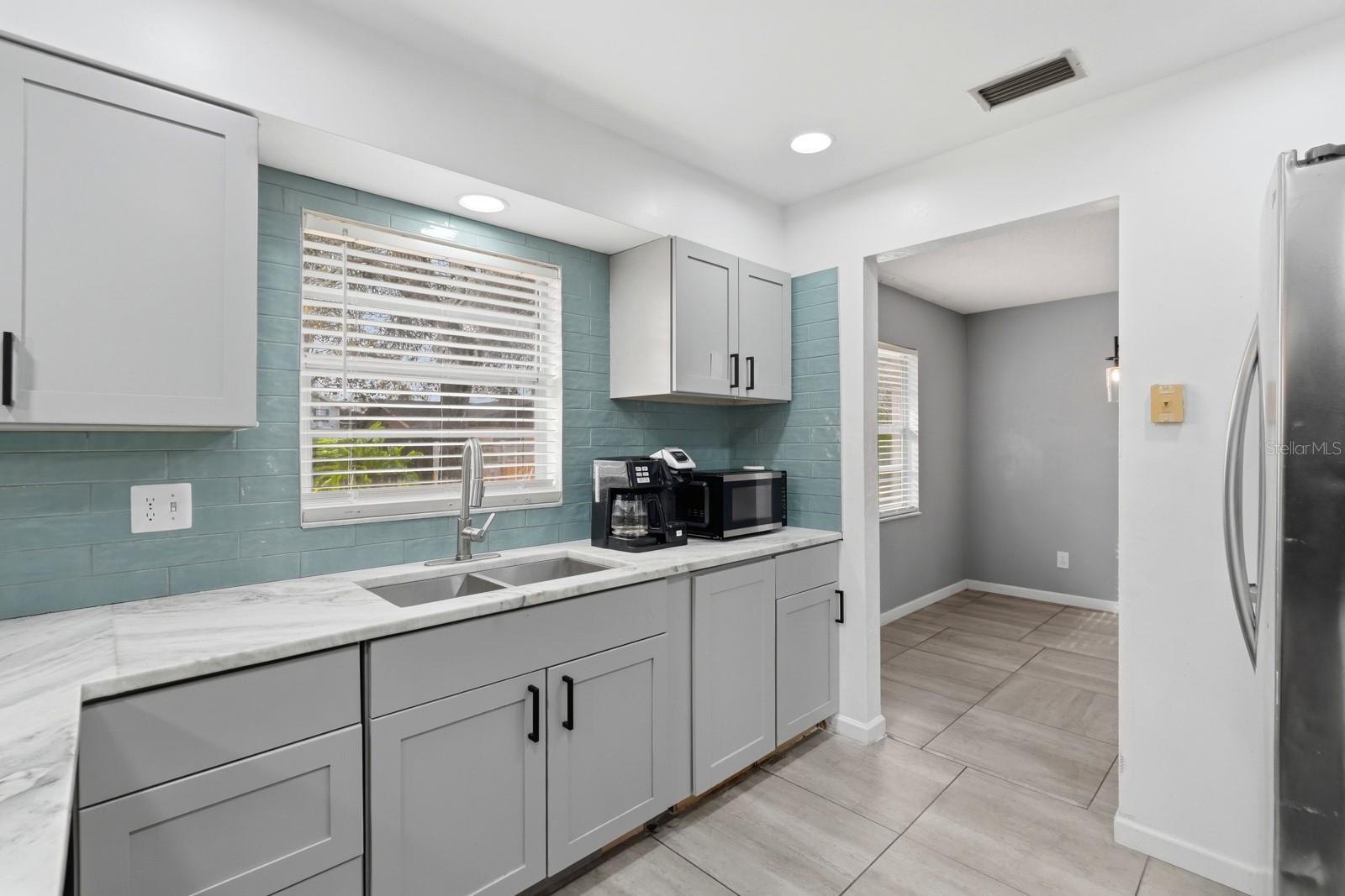 Image 14 of 41 For 1317 Shangri La Drive