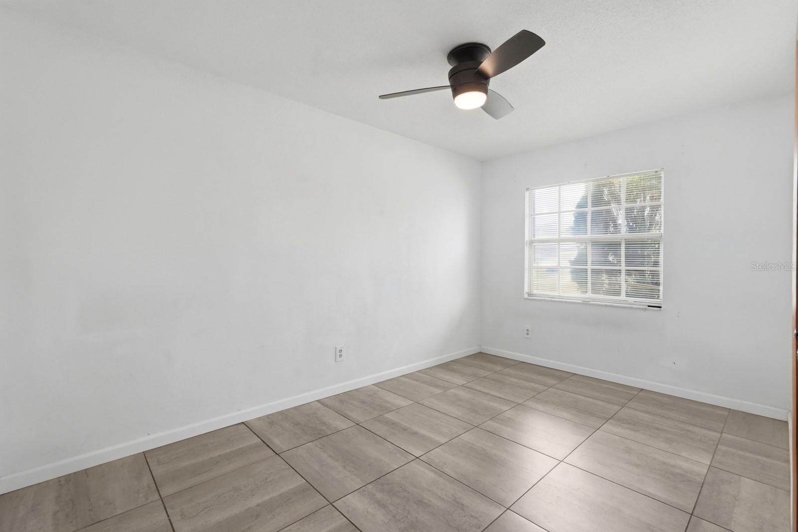 Image 23 of 41 For 1317 Shangri La Drive