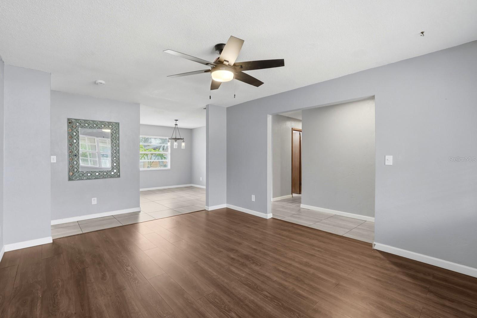 Image 7 of 41 For 1317 Shangri La Drive