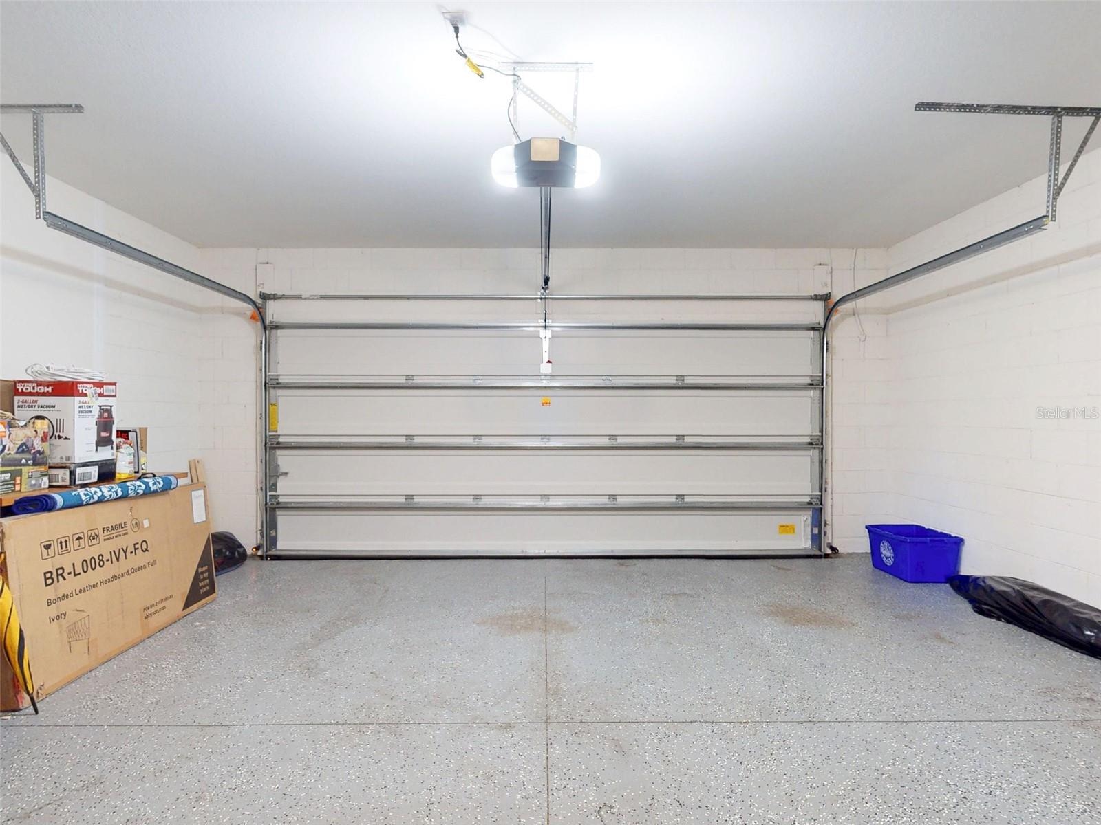 Image 31 of 48 For 918 Noble Run