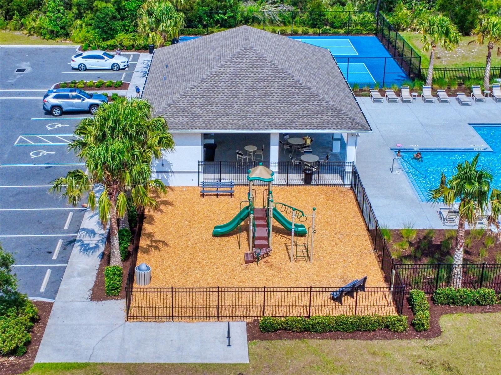 Image 39 of 48 For 918 Noble Run