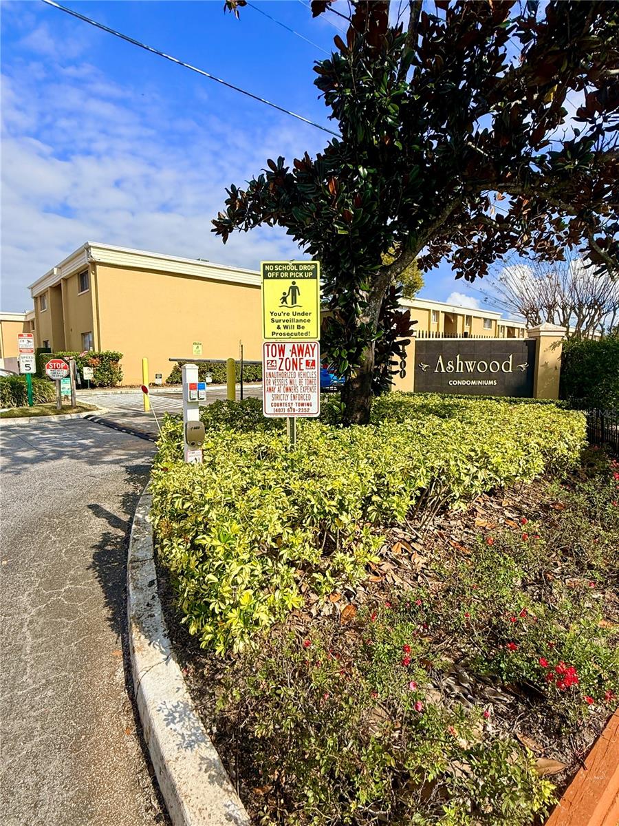 Image 29 of 30 For 1000 Lake Of The Woods Boulevard 206f