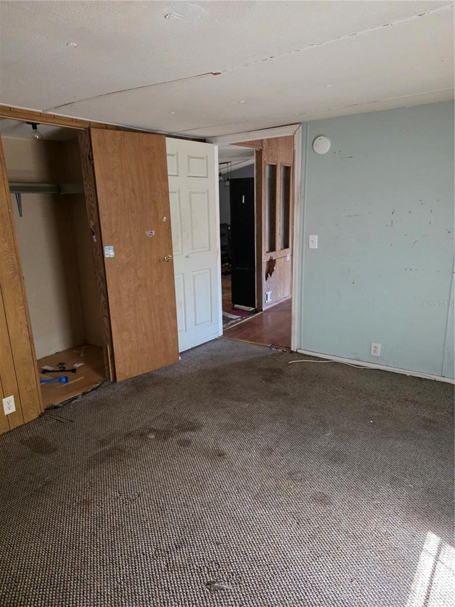 Image 8 of 13 For 24326 Maxwell