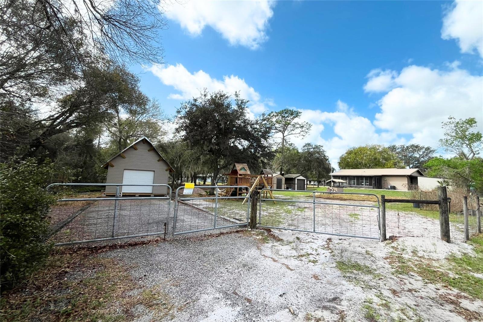 Image 13 of 15 For 4539 Sue Street