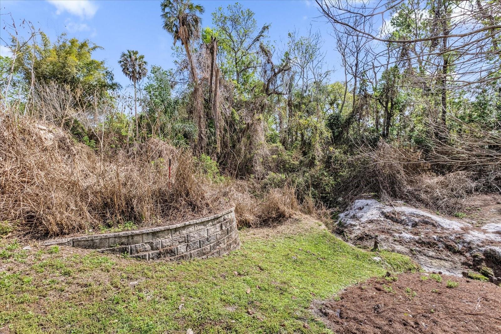 Image 27 of 34 For 980 Glenview Circle