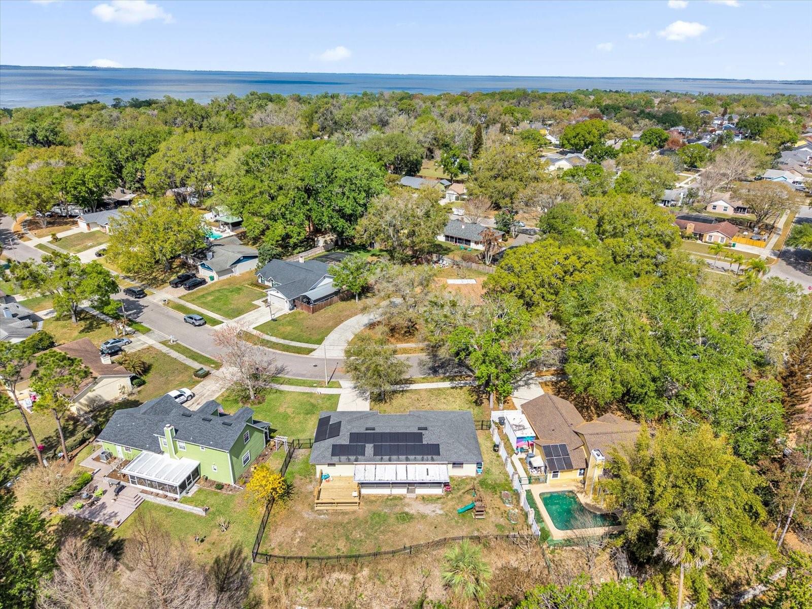 Image 31 of 34 For 980 Glenview Circle