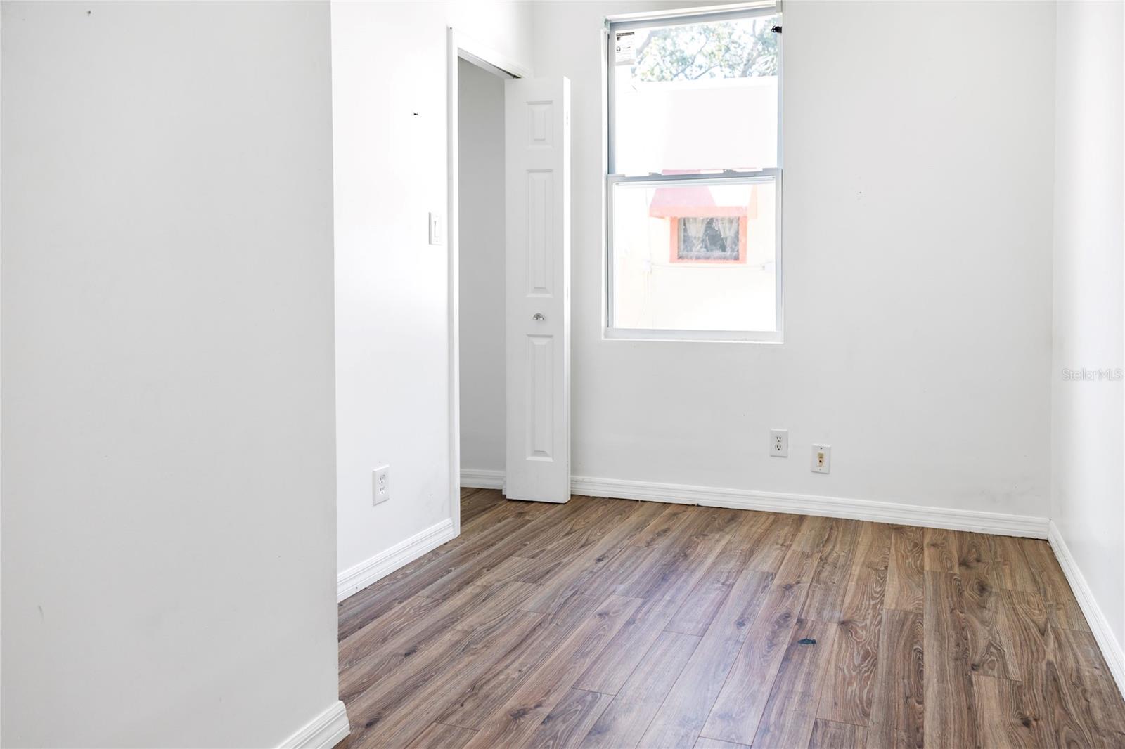 Image 21 of 26 For 513 Butler Boulevard