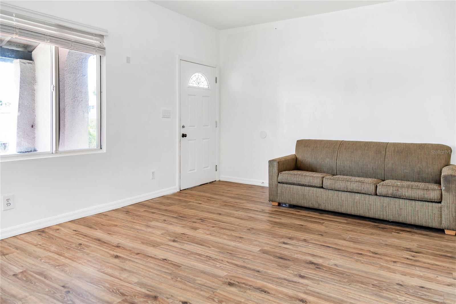 Image 4 of 26 For 513 Butler Boulevard