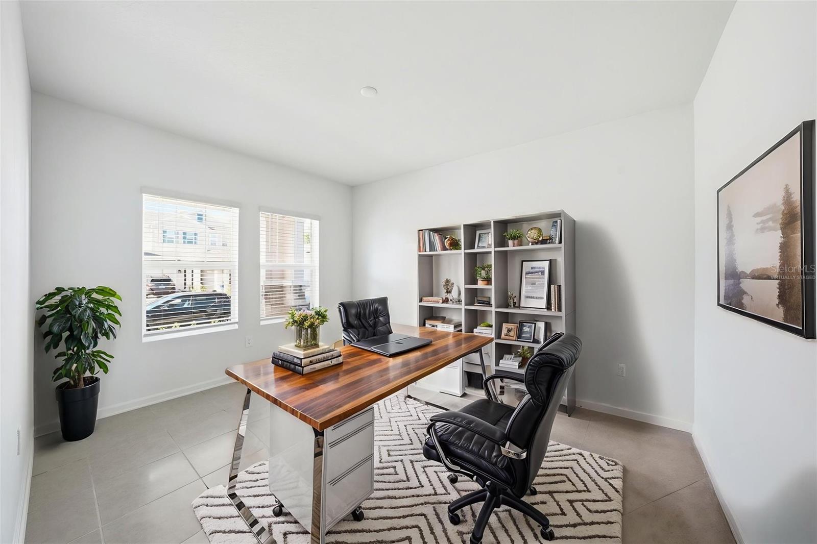 Image 3 of 42 For 694 Peroni Avenue