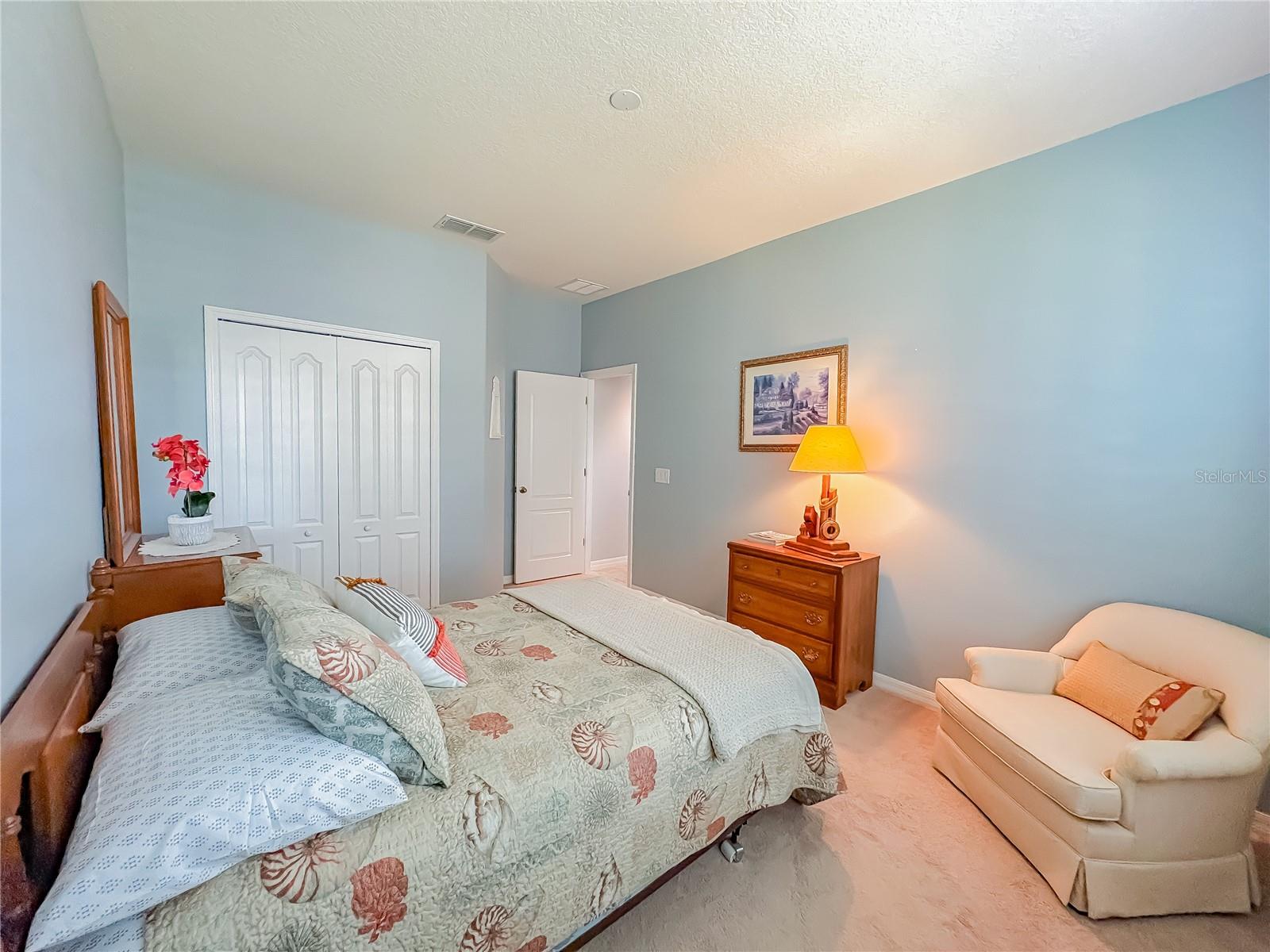 Image 13 of 29 For 1528 Blue Grass Boulevard