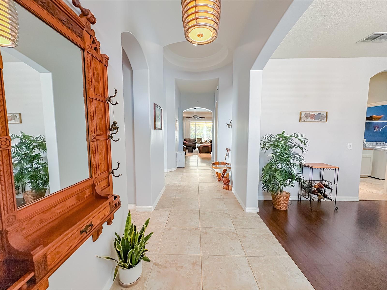 Image 4 of 29 For 1528 Blue Grass Boulevard