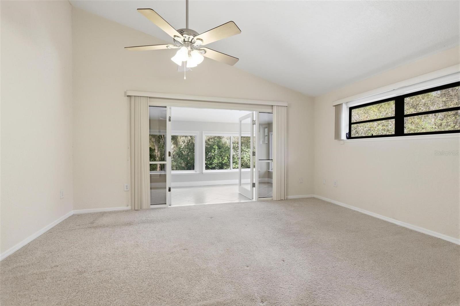 Image 28 of 81 For 4062 Audubon Avenue