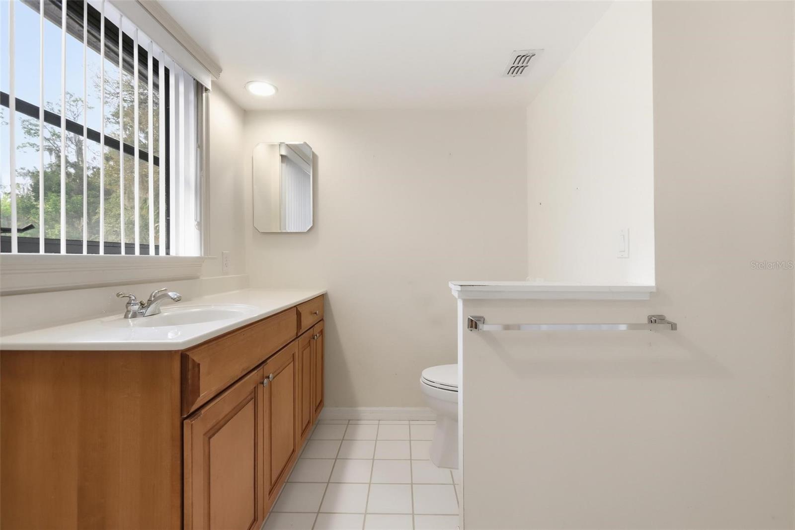 Image 39 of 81 For 4062 Audubon Avenue