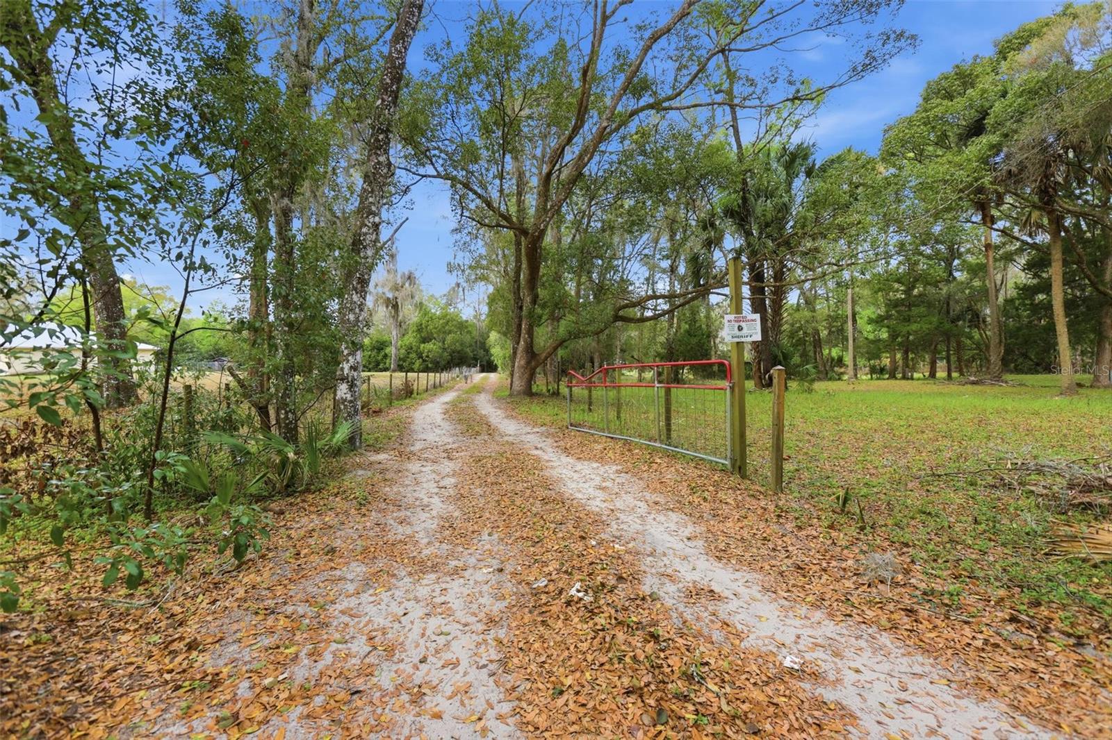 Image 52 of 81 For 4062 Audubon Avenue