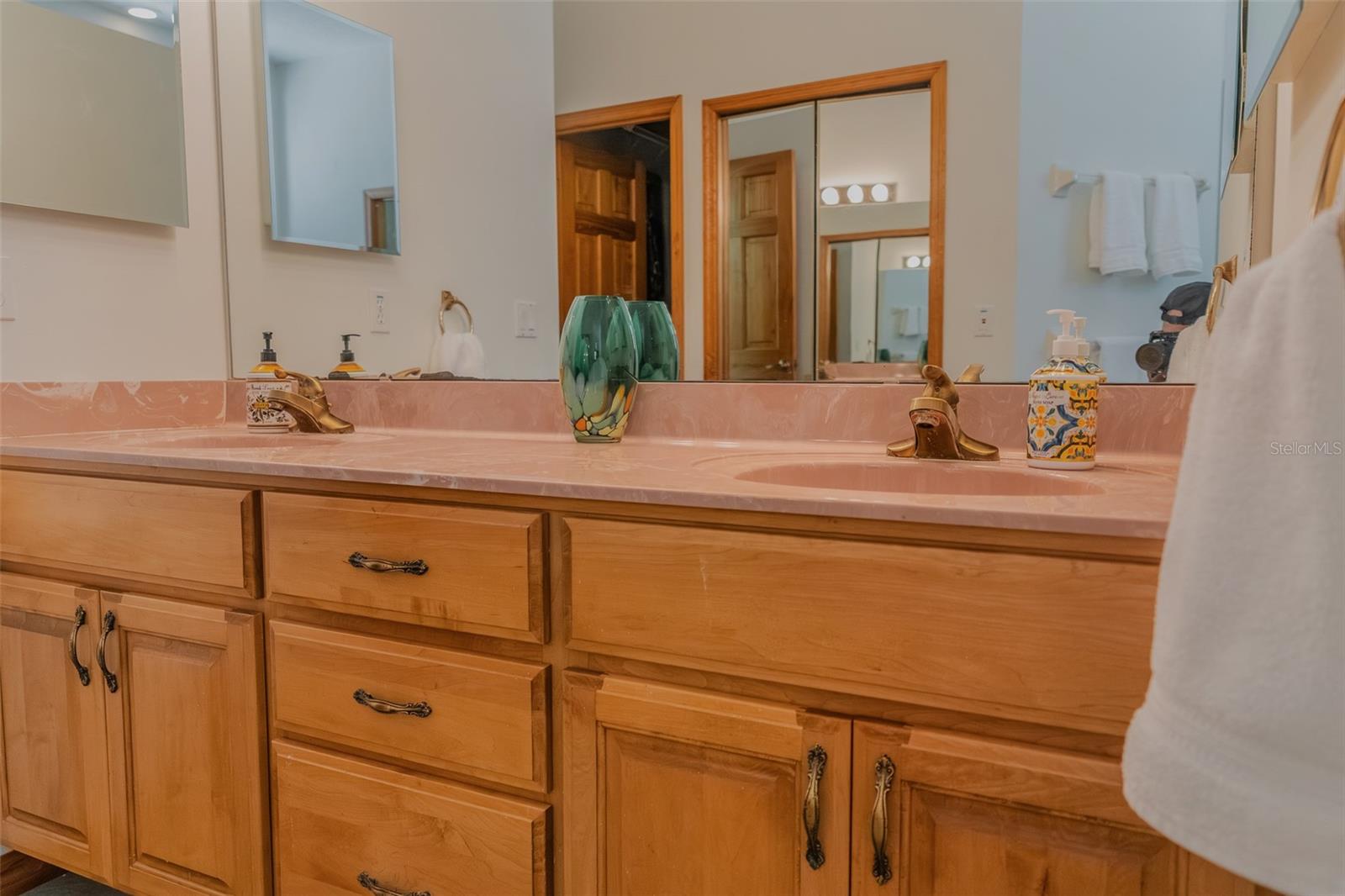 Image 14 of 58 For 3402 Black Willow Trail