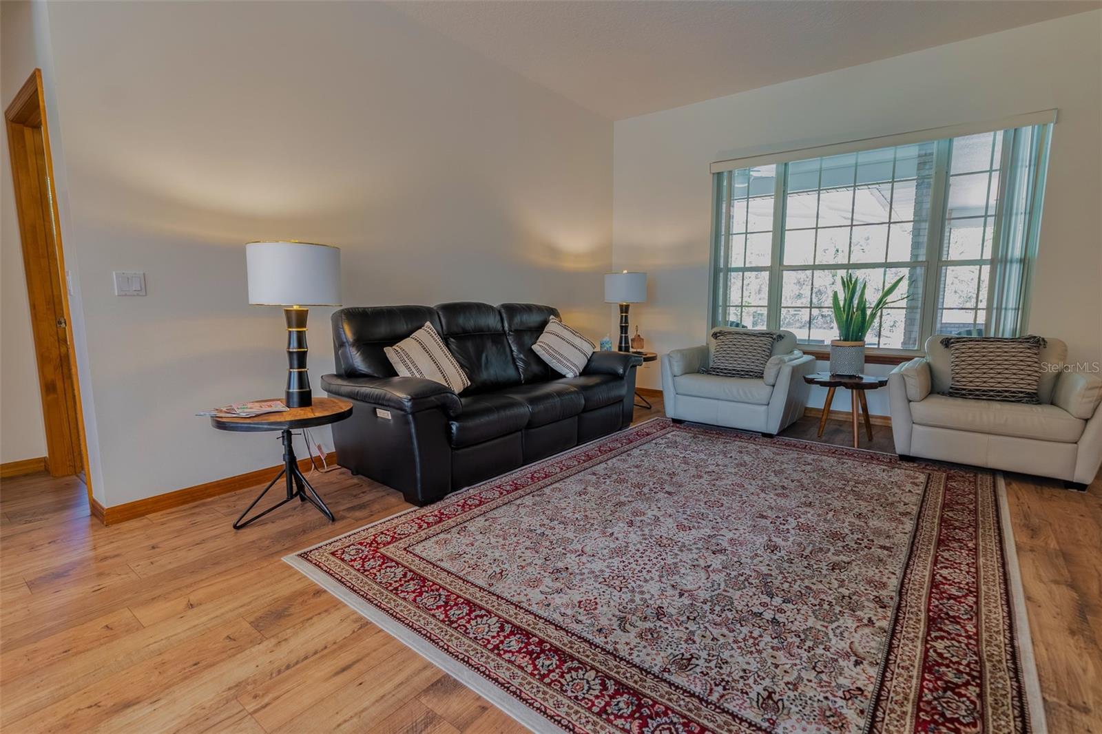 Image 6 of 58 For 3402 Black Willow Trail