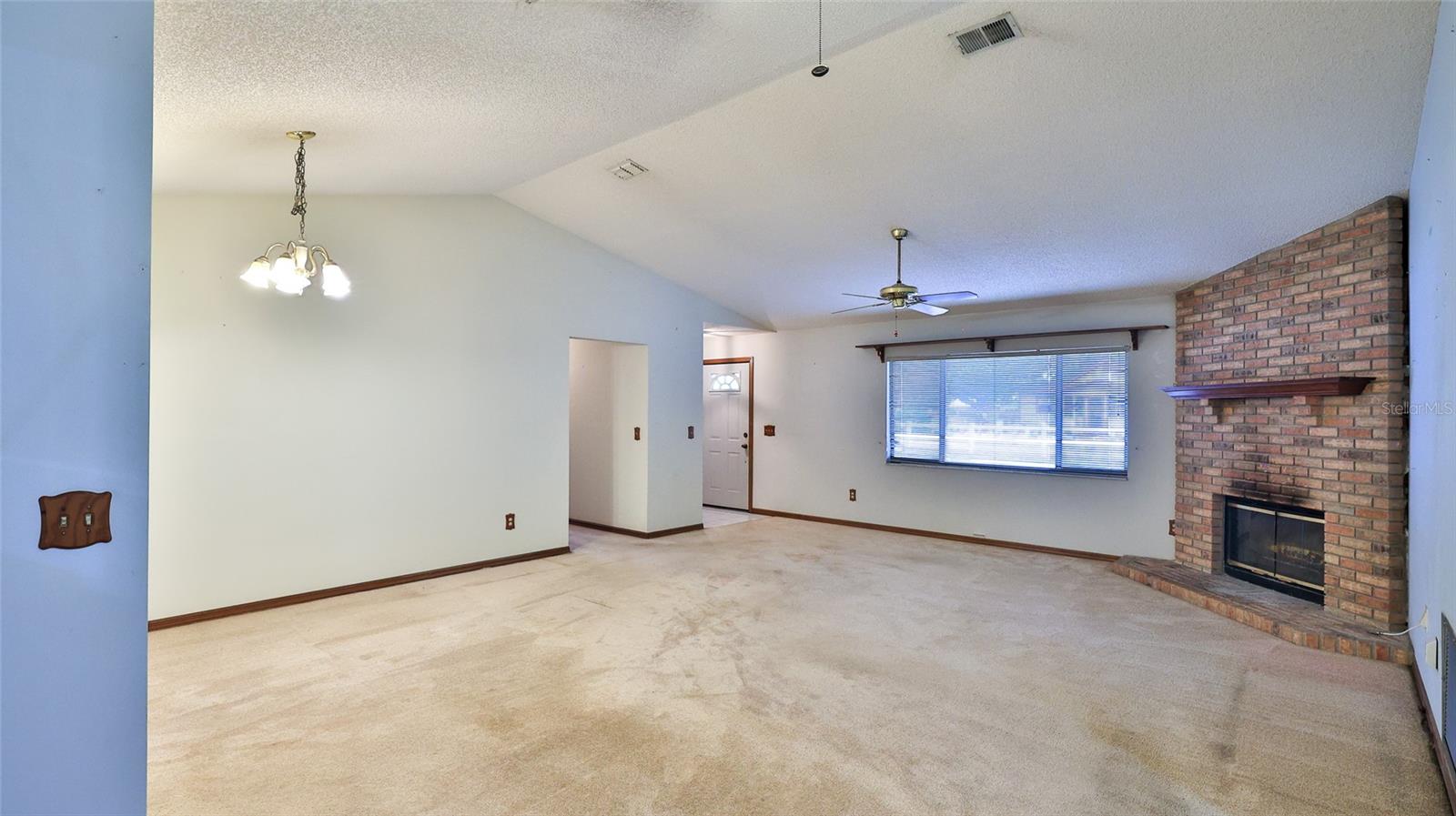 Image 3 of 15 For 461 Austin Street