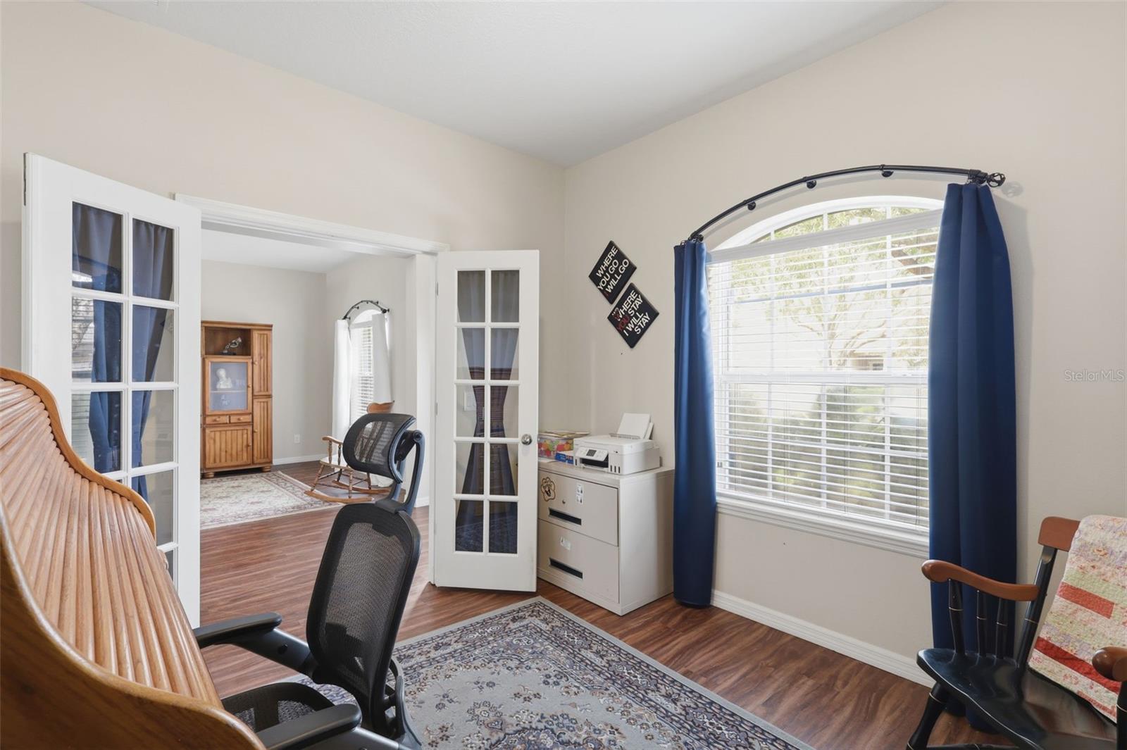 Image 13 of 48 For 1604 Blue Grass Boulevard