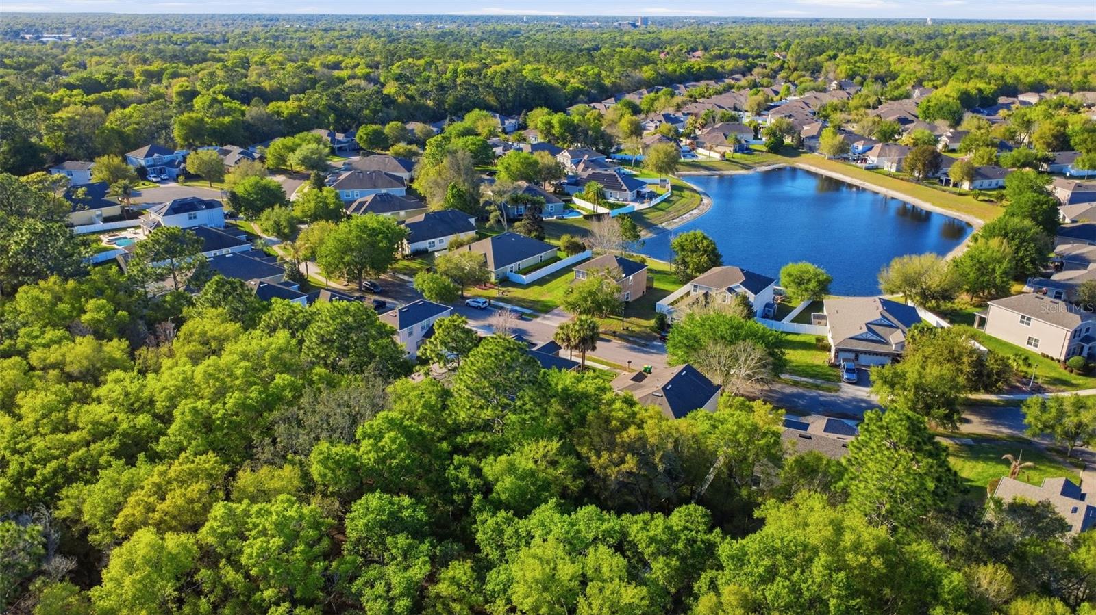 Image 3 of 48 For 1604 Blue Grass Boulevard