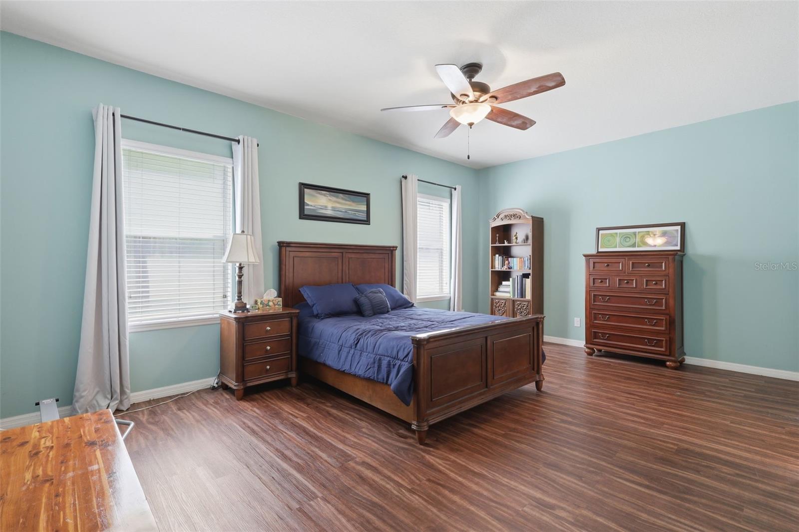 Image 41 of 48 For 1604 Blue Grass Boulevard