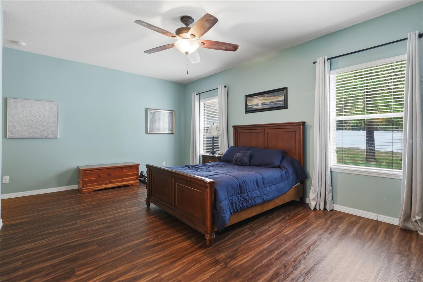 Image 43 of 48 For 1604 Blue Grass Boulevard