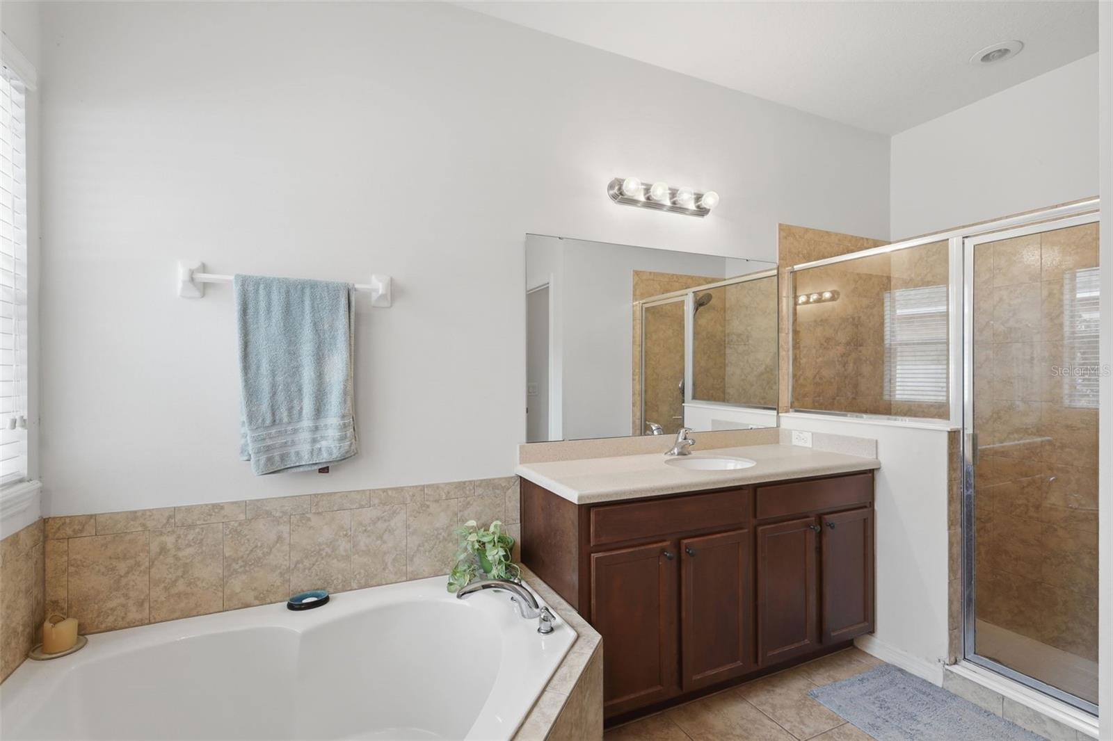 Image 46 of 48 For 1604 Blue Grass Boulevard