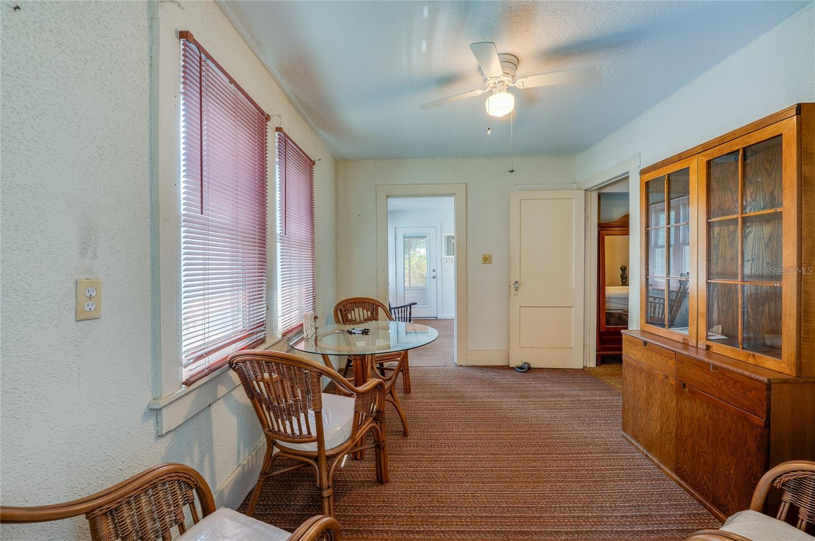 Image 14 of 40 For 715 Neal Street