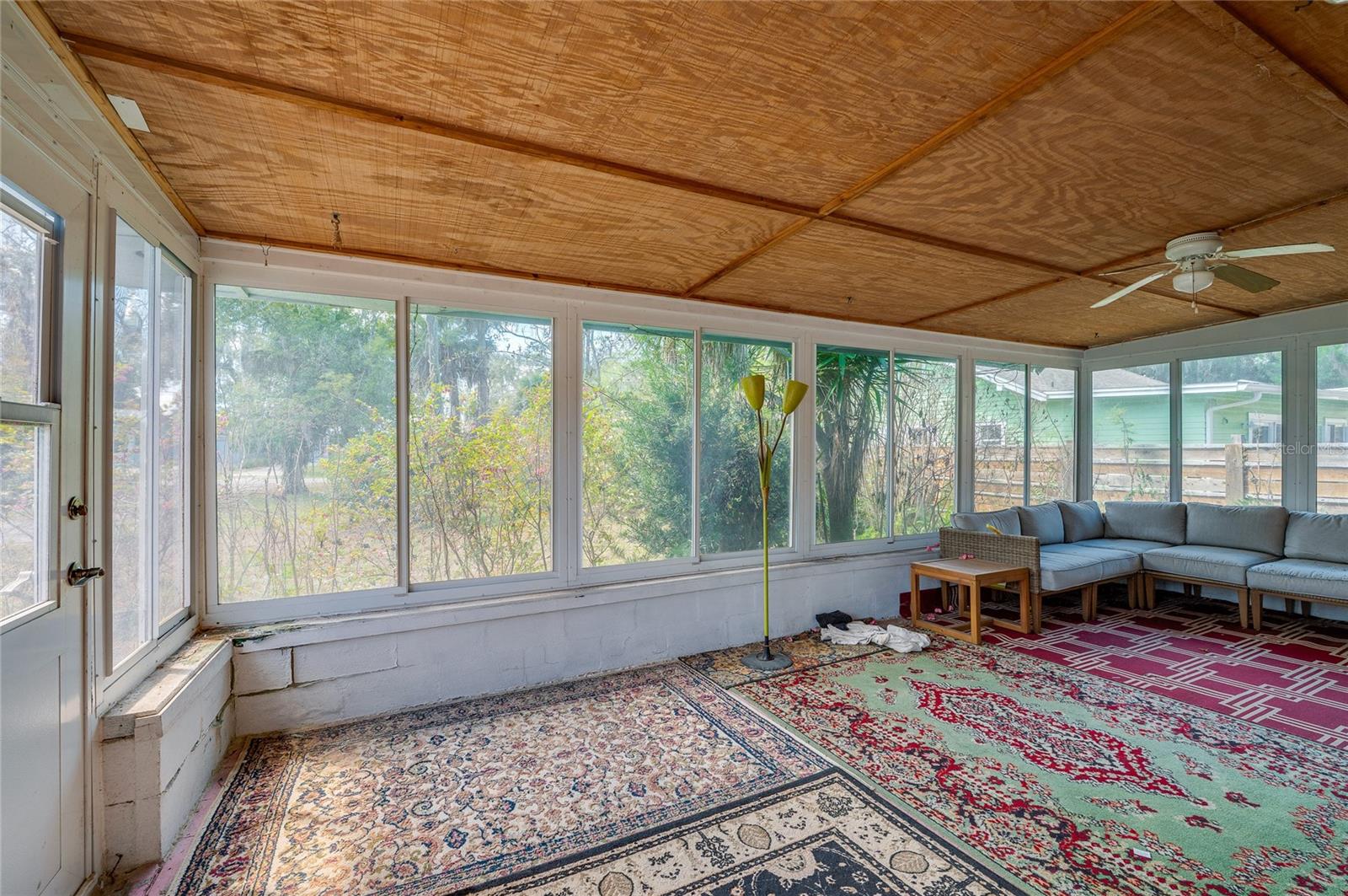 Image 2 of 40 For 715 Neal Street