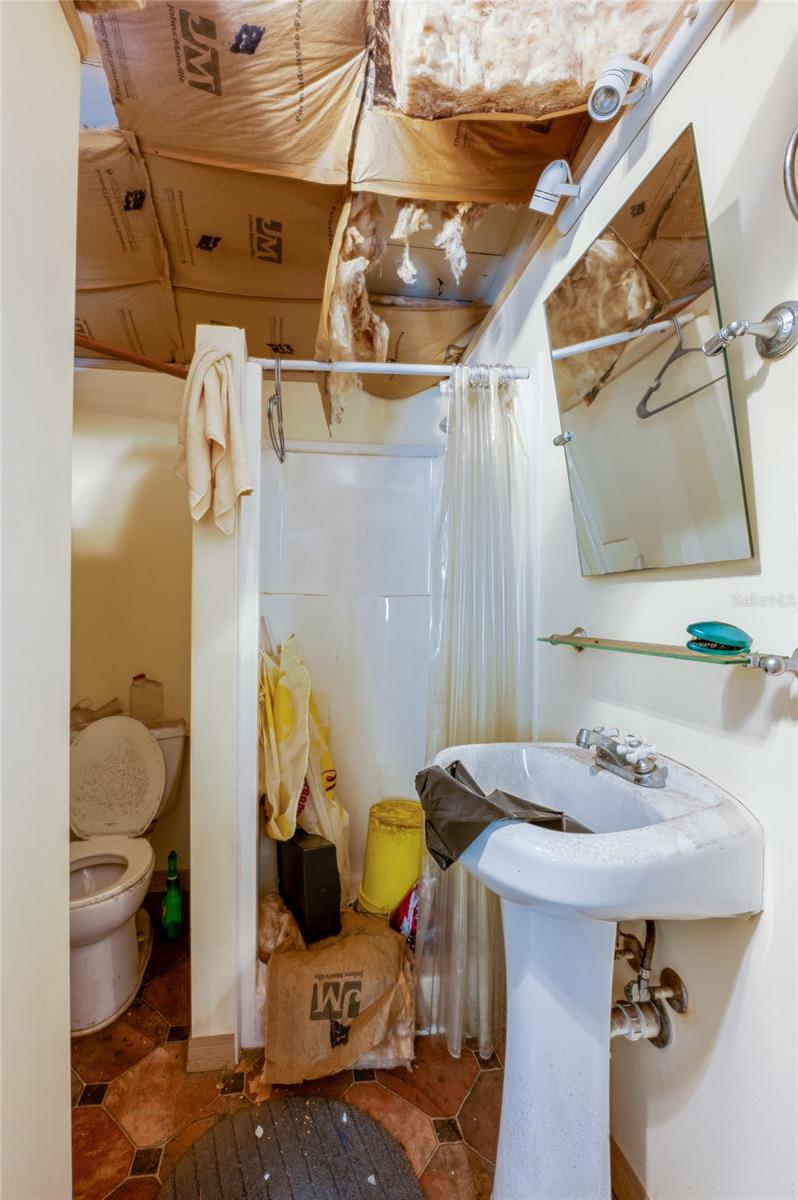 Image 23 of 40 For 715 Neal Street