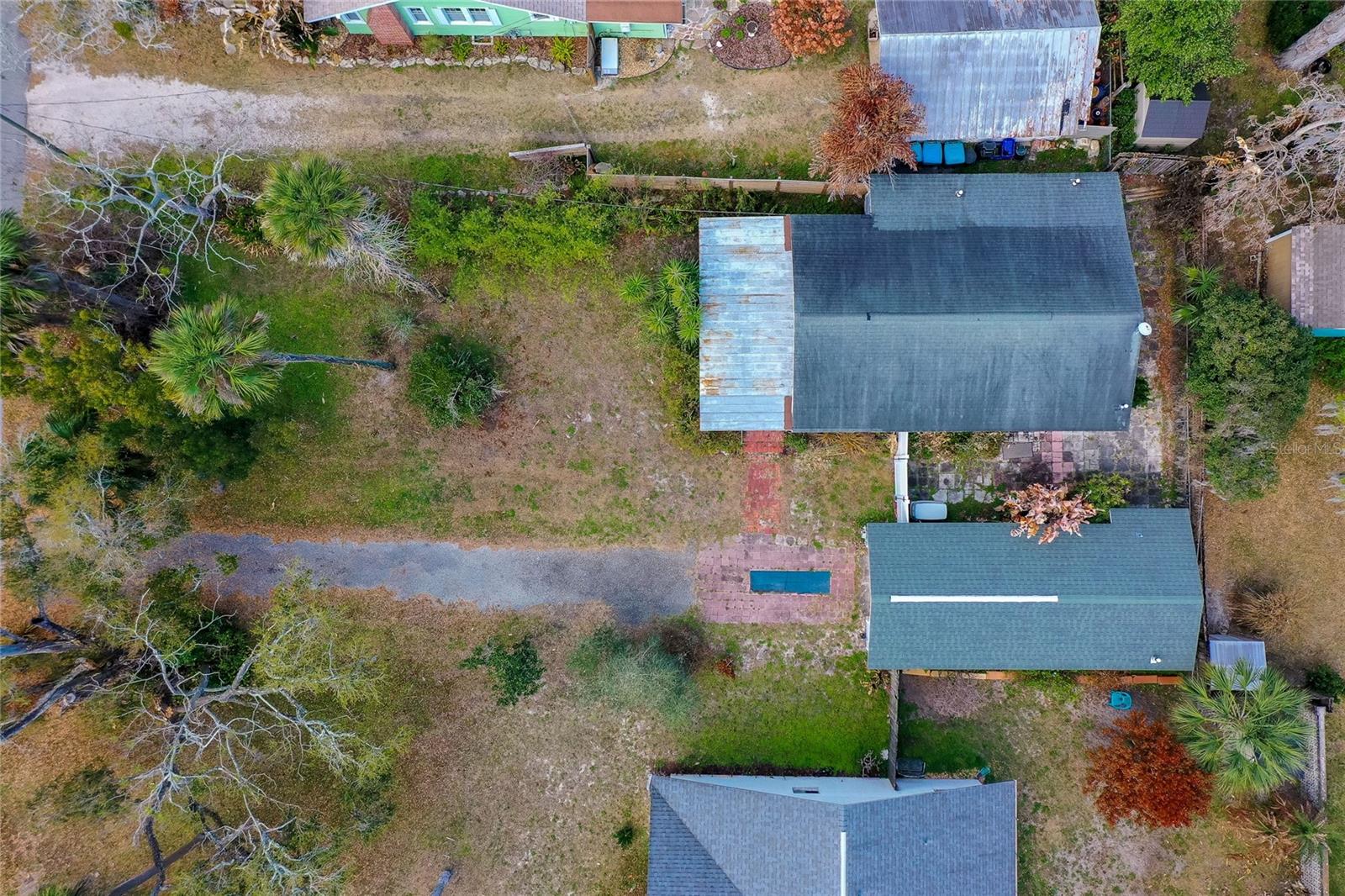 Image 32 of 40 For 715 Neal Street