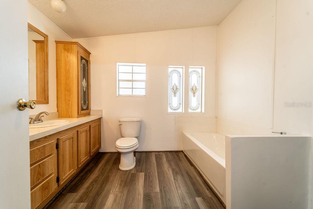 Image 16 of 21 For 107 Golf Course Lane