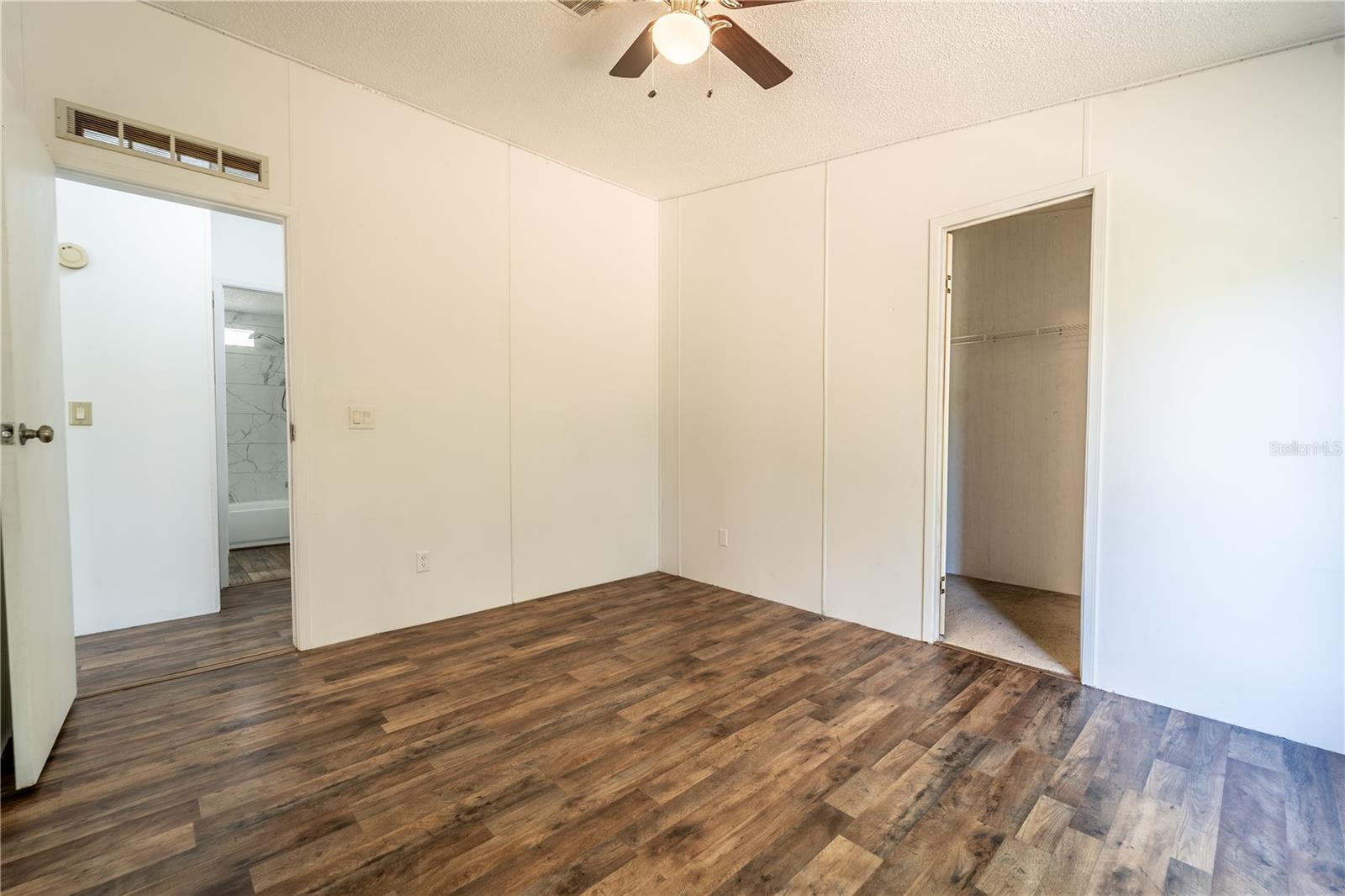 Image 17 of 21 For 107 Golf Course Lane