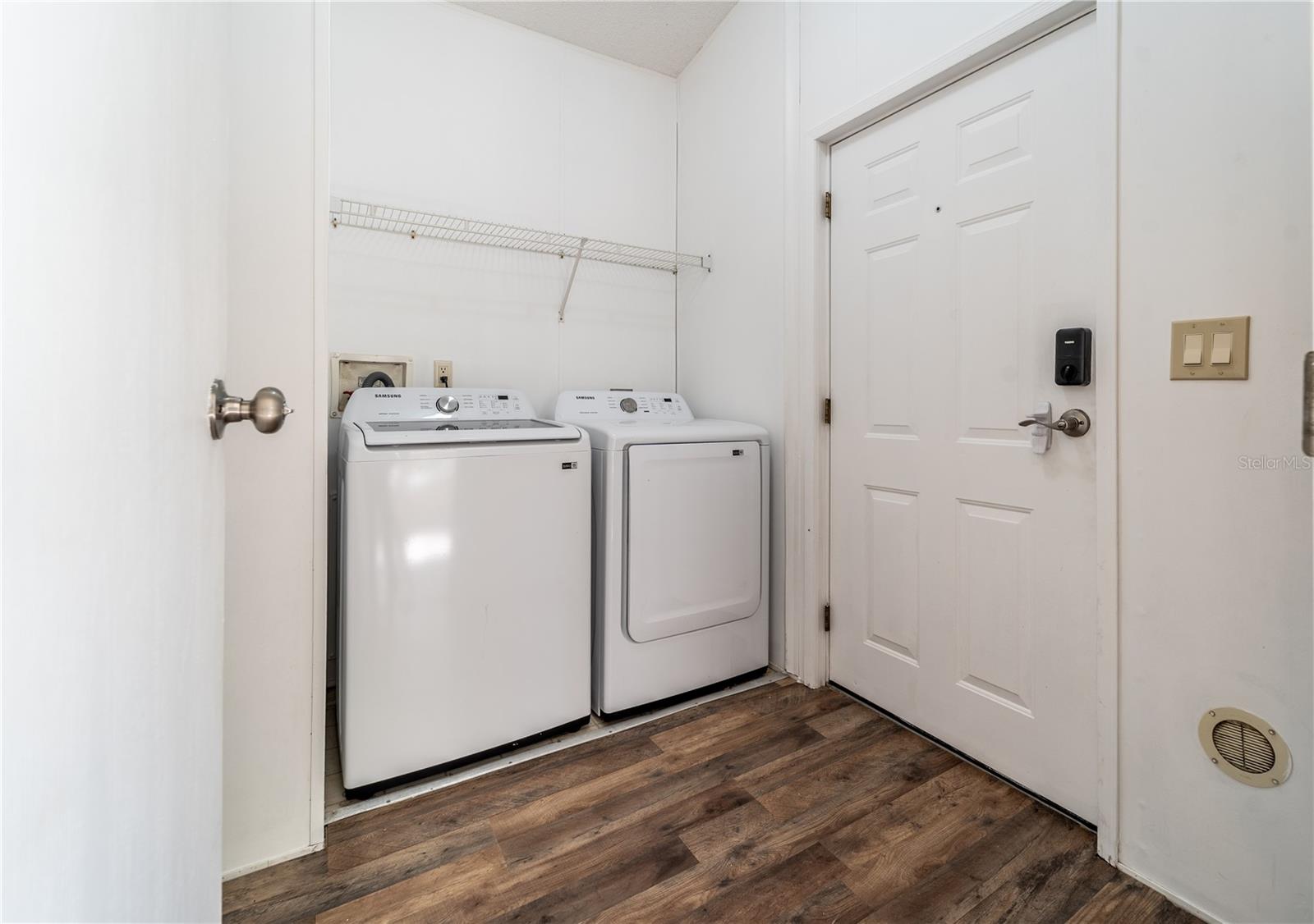 Image 18 of 21 For 107 Golf Course Lane