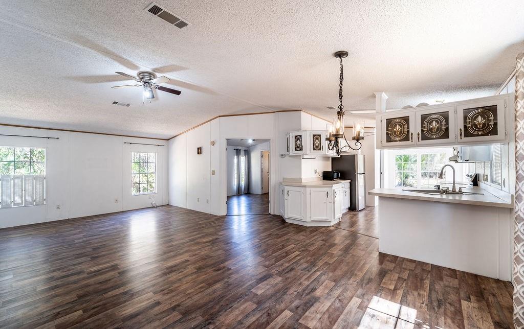 Image 7 of 21 For 107 Golf Course Lane