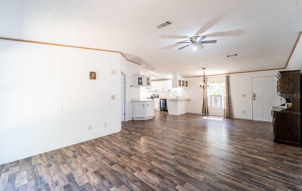 Image 8 of 21 For 107 Golf Course Lane