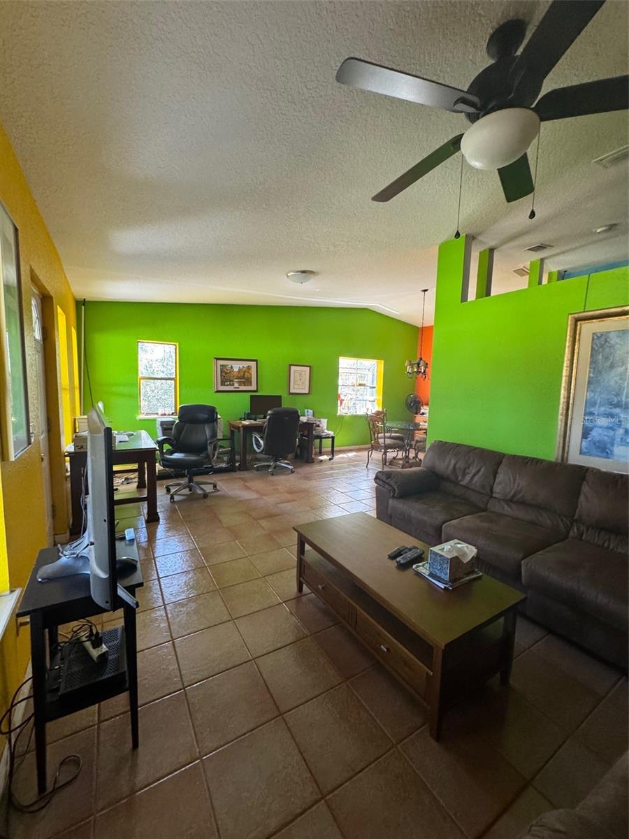 Image 24 of 41 For 1065 Massachusetts Avenue