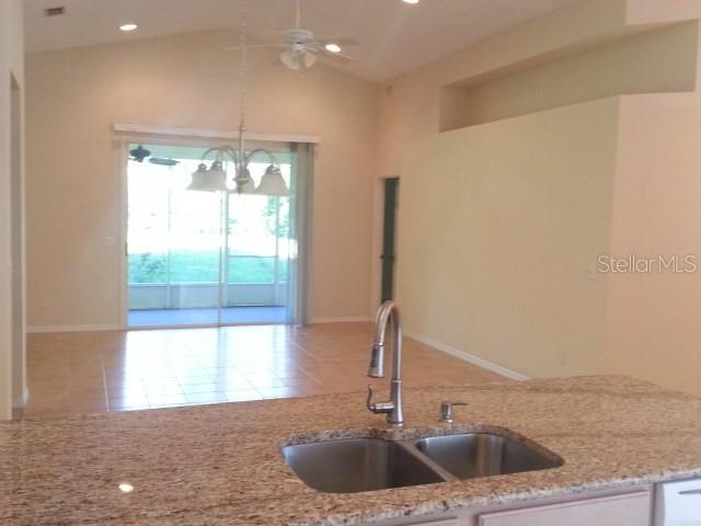 Image 3 of 13 For 861 Paddington Terrace